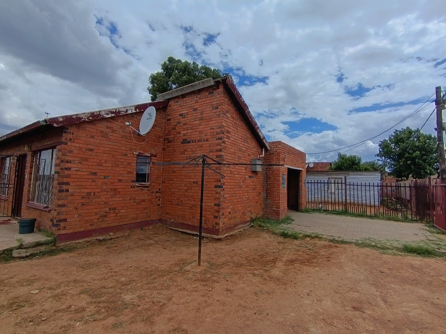 3 Bedroom Property for Sale in Bloemside Free State